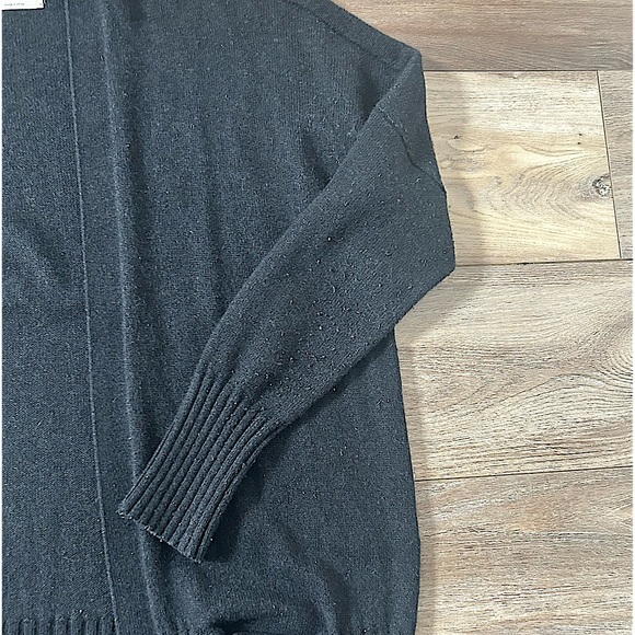 ARITZIA Azure Skies Grey Cardigan Size L - Picture 6 of 9